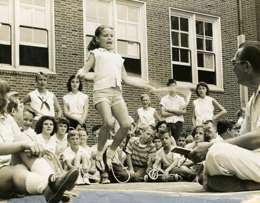 1958: Jumping rope